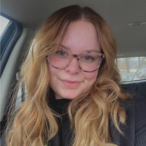 Meet your Posher, Kelsey